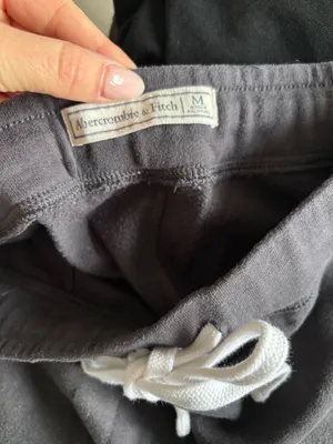 Abercrombie Sweatpants thumbnail 4