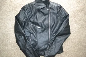 Jacket thumbnail 2