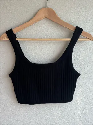 Wilfred Merino Wool Black Crop Tank Top thumbnail 3