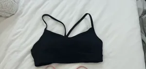 Amazon Sports Bra Criss-Cross thumbnail 3