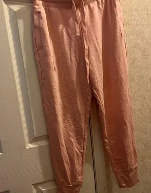 Fabletics Joggers thumbnail 1