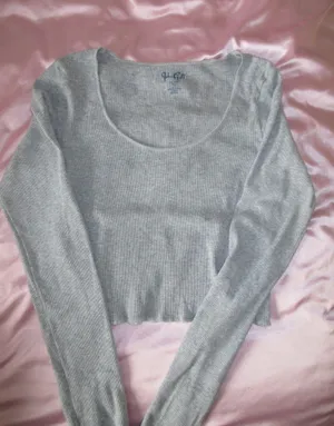 Brandy Melville Grey Long Sleeve thumbnail 1
