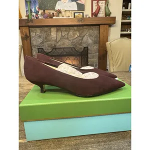 Kate Spade‎ Burgundy Russet Red Suede Kitten Heels Size 7.5 Modern Pointy Toed thumbnail 4