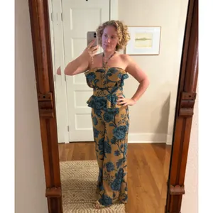ESPECIA Anthropologie Halter Floral Peplum Jumpsuit Size Small thumbnail 4