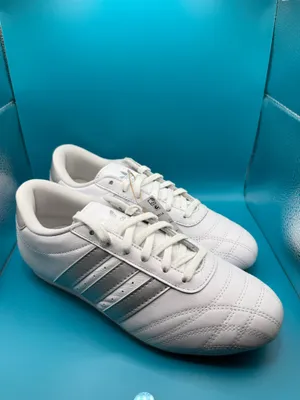 Adidas Taekwondo LA Sneakers White Silver Women’s NWT thumbnail 4