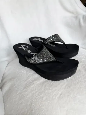 Skechers Black Wedge Flip Flops with Silver Rhinestone Straps Size 6 thumbnail 8