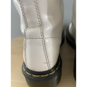 Dr Martens Boots Smooth White Patent Leather Pascal Womens 6 AirWair Docs 1460 thumbnail 8