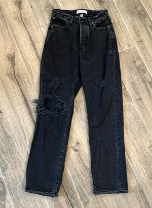 Abercrombie jeans thumbnail 1
