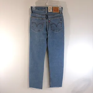 Levis Wedgie Straight High Rise Distressed Jeans Light Wash‎ 25x28 NEW Capsule thumbnail 3