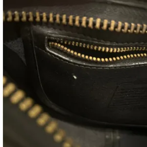 Vintage Coach Crossbody Bag Black Leather Flap Brass Classic Quiet Luxury 90s thumbnail 16