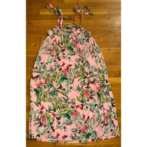 H&M Smocked-bodice strappy dress in a pink/floral or tropical pattern 12 New thumbnail 2