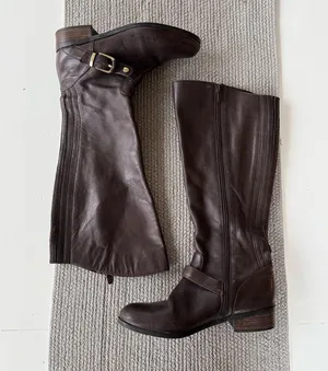 Me Too Arctic Oxblood Dark Brown Leather Tall Riding Boots Gold Details Size 8 thumbnail 8