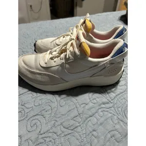 Nike Waffle Debut Vintage Shoes Womens Game Royal DX2931 400 Sneakers thumbnail 5