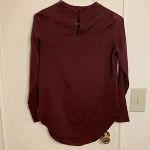 H&M Burgundy long sleeve blouse thumbnail 4