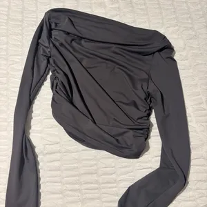 Elegant Dark Gray Long Sleeve Top Size M thumbnail 2