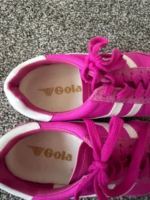Gola Women's Bright Pink and White Retro Trainer thumbnail 3