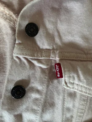 Baby Pink Levi’s Jacket thumbnail 5