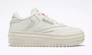 Reebok sneakers thumbnail 1