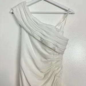 MAC DUGGAL Ruched One-Shoulder Trumpet Gown in White Size US 2 thumbnail 7