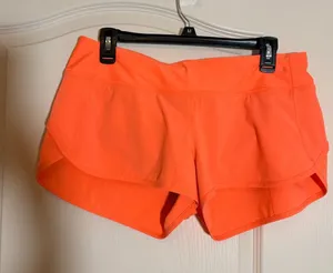 Lululemon Speed Short (H2O). RARE SZ 8 Grapefruit. thumbnail 1