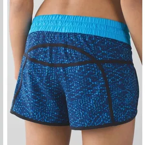 Lululemon Tracker Short III Women’s Size 6 thumbnail 1