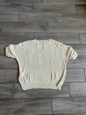 Relaxed Cream Short-Sleeve Knit Sweater with Chest Pocket thumbnail 5