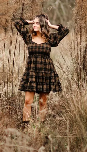 Dress Lulus thumbnail 1