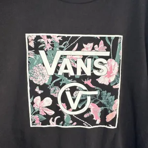 🖤Vans Black Floral Graphic Crop Short Sleeve T-Shirt thumbnail 2