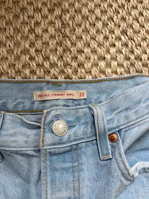 Jeans thumbnail 2