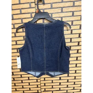 No Boundaries Cropped Denim Vest Size‎ Medium thumbnail 2