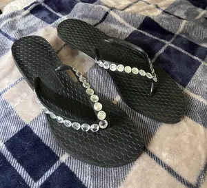Black Jeweled Women's Flip Flop Sandals thumbnail 1