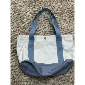 Athleta Girl Weekend Tote Bag Blue One Size Water Repellent Power of She Dance thumbnail 7