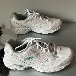 FILA Women’s White Teal Memory Foam Low Top Lace-Up Sneakers Size 9w thumbnail 4