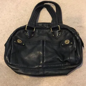 MARC BY MARC JACOBS Totally Turnlock Core Bowler Bag Blk Leather Brass Hardware thumbnail 1