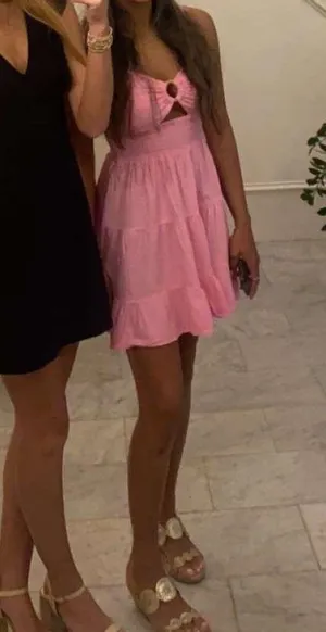 Cute pink dress thumbnail 2