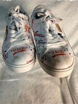GUESS White Sneakers with Multicolor Graffiti Accents women thumbnail 3
