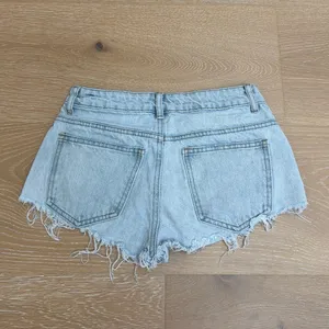 Edikted Shorts Cut Off Frayed Size XS Blue thumbnail 2