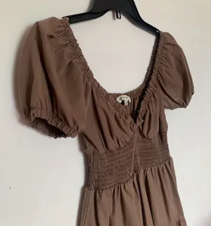 Moon River Brown Smocked Puff Sleeve Tiered Mini Dress thumbnail 1