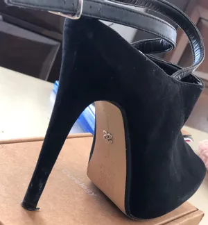 black high heels 👠 Size 5.5 thumbnail 4