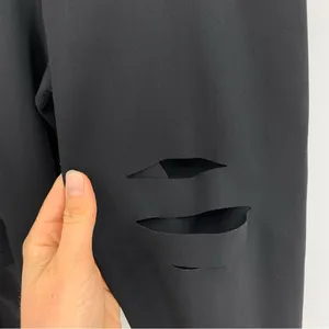 ALO YOGA 7/8 High-Waist Ripped Warrior Black S thumbnail 3