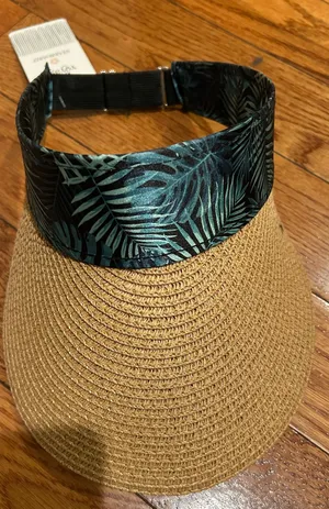 bon voyage STARBOARD NWT Wide Brim Straw Visor Hat with green leave Print Band thumbnail 5