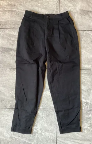 Halara NWOT Black High Waisted Pleated Tapered Cuffed Ankle Pants Women Small thumbnail 1