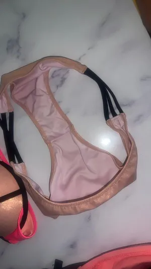 Victoria's Secret Hot pink/Black/ Rose Gold Women's Bikini Set 36B/M thumbnail 7