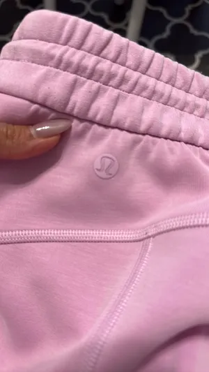 Lululemon Softstreme Shorts High-Rise 4" 4 thumbnail 4
