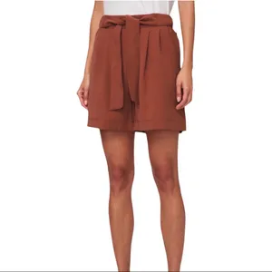 Lululemon Shorts Noir 5.5” Short Size 4 NWT thumbnail 2