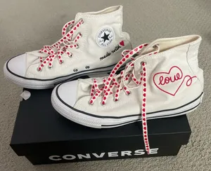Woman’s heart converse high top thumbnail 1