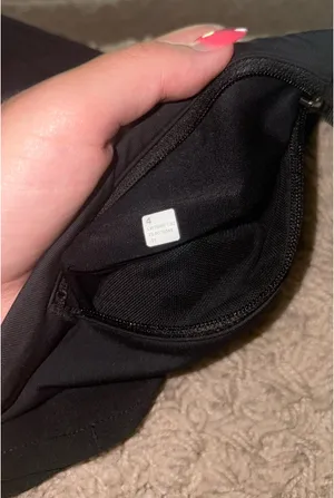 Lululemon Speed-Up Shorts in Black thumbnail 7