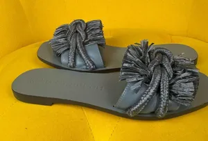 TORY BURCH Gray Leather Straw Flat Shoes Sandals Size 6 thumbnail 1