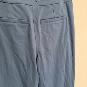 Lululemon Tapered-Leg Mid-Rise Pant 7/8 Length, Luxtreme, Iron Blue, Size Small thumbnail 6