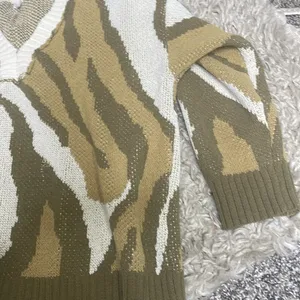 Pol distressed animal print green tan white large bulky sweater thumbnail 3